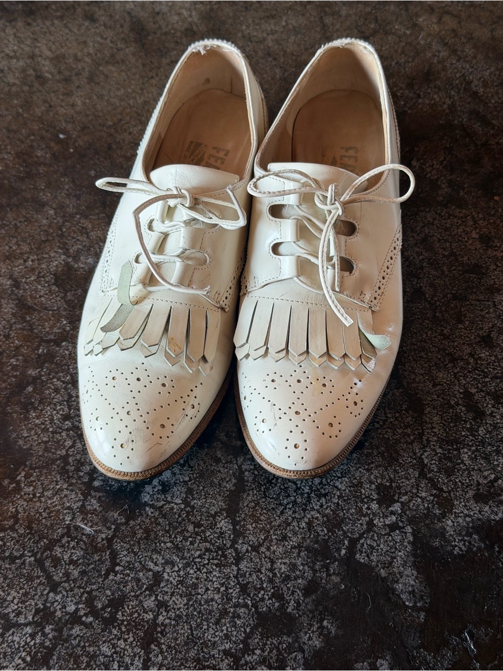 Vintage Salvatore Ferragamo White Fringe Brogue Lace-Up Oxfords